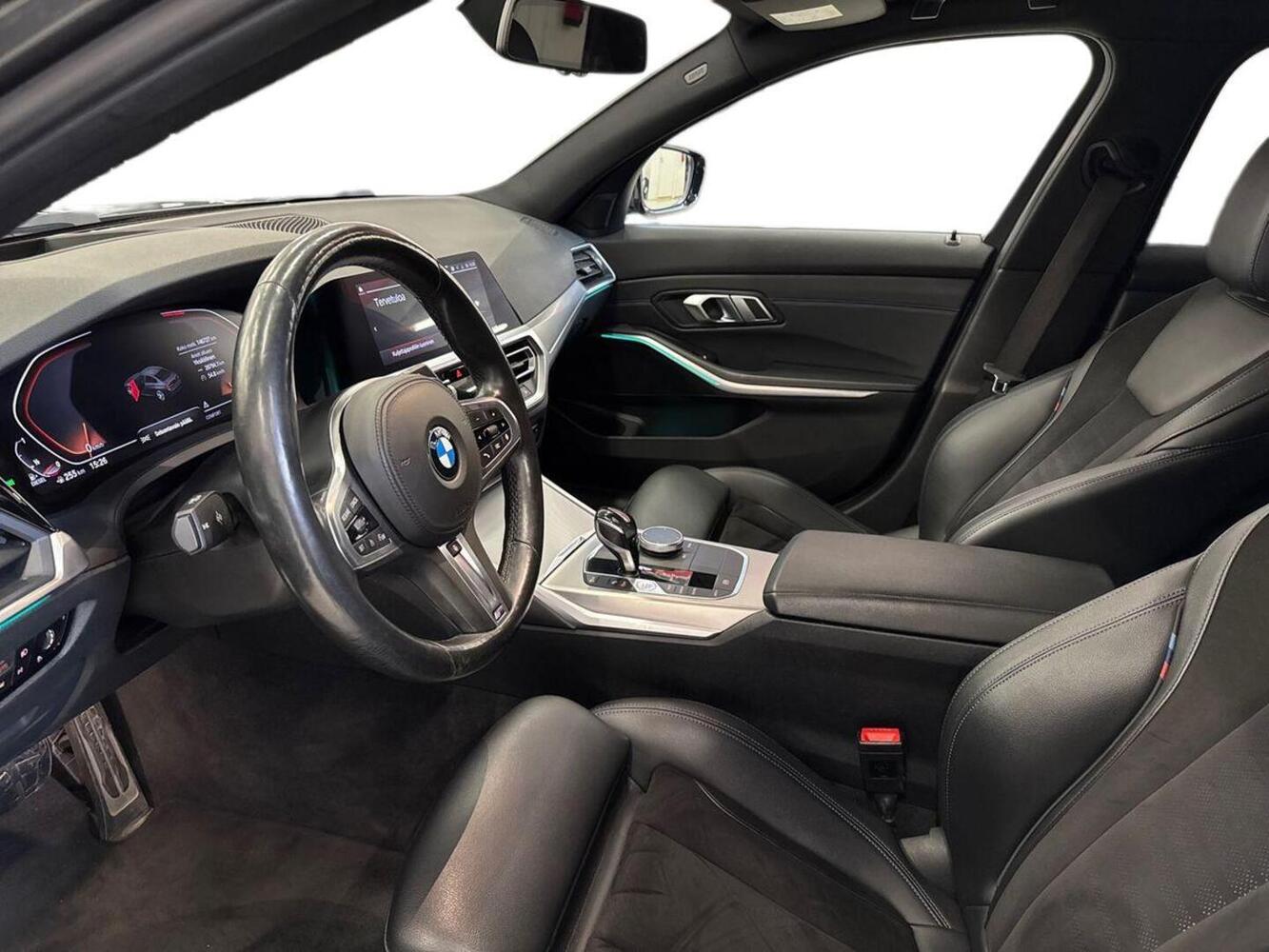 BMW 330 vaihtoauto
