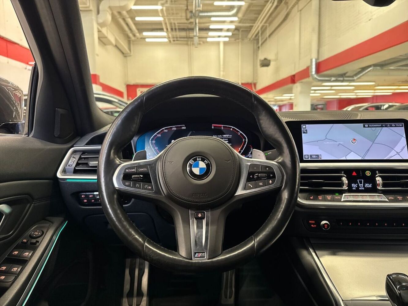 BMW 330 vaihtoauto