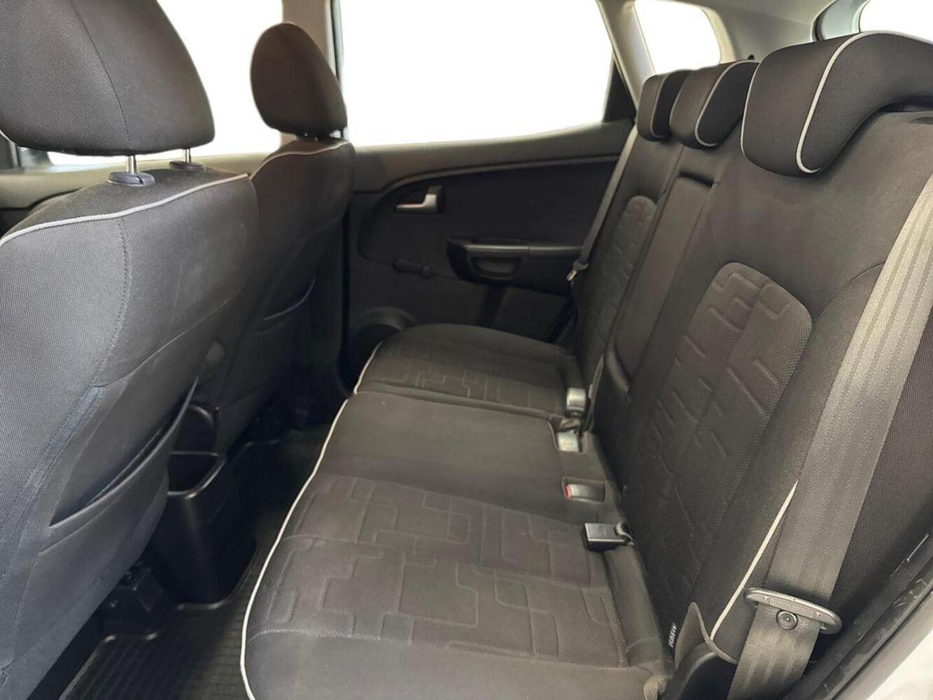 Kia Venga vaihtoauto