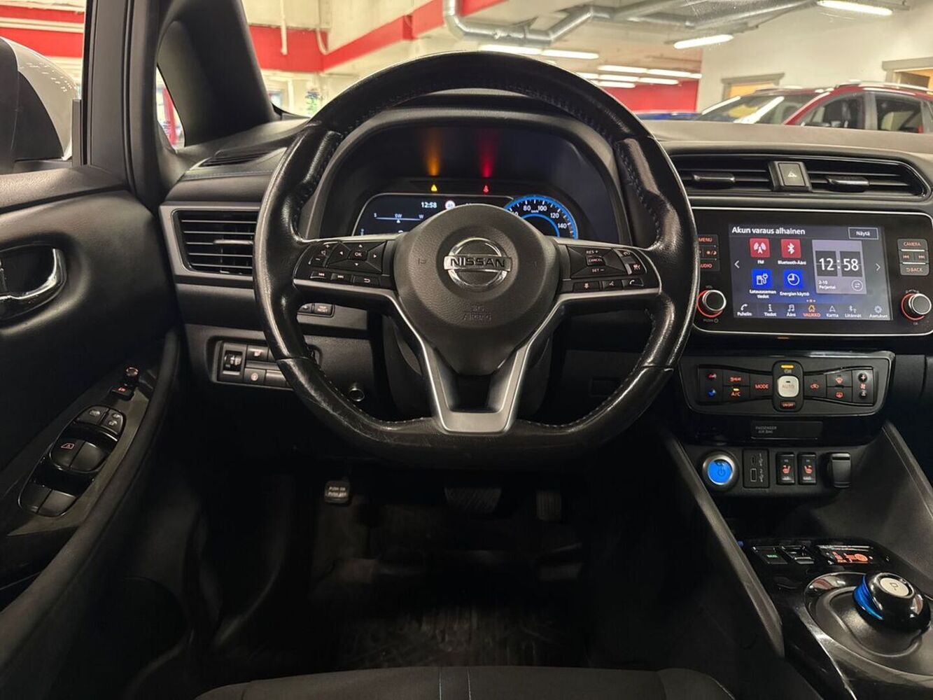 Nissan Leaf vaihtoauto