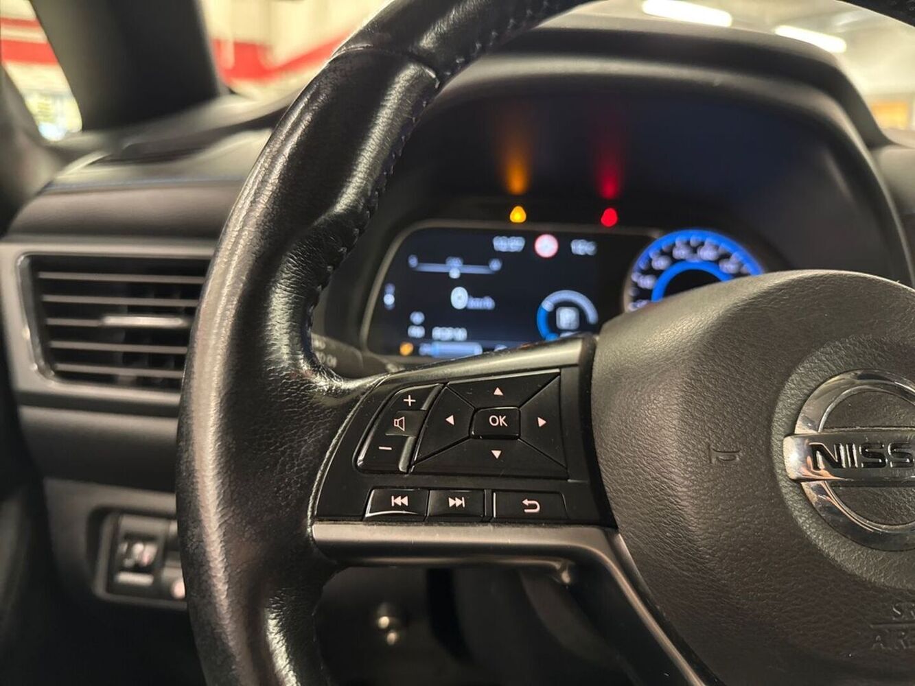 Nissan Leaf vaihtoauto