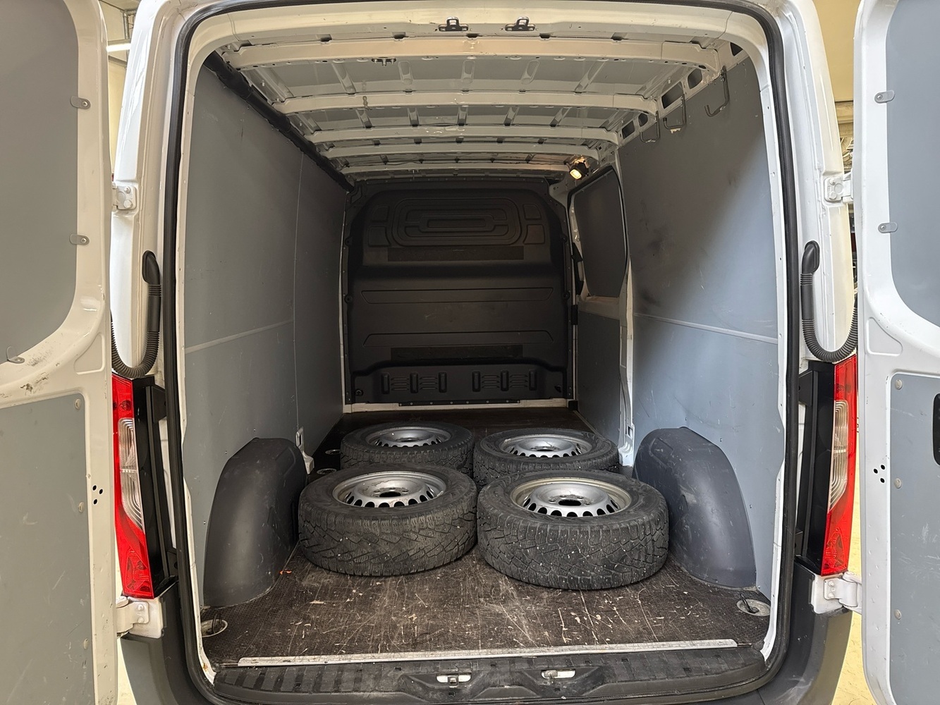 Mercedes-Benz Sprinter vaihtoauto