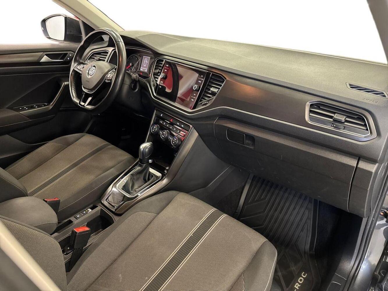 Volkswagen T-Roc vaihtoauto