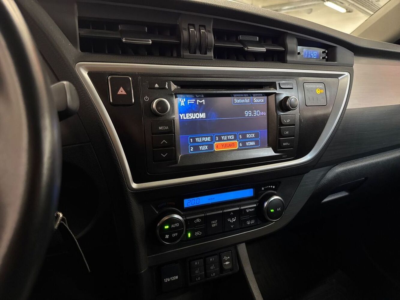 Toyota Auris vaihtoauto