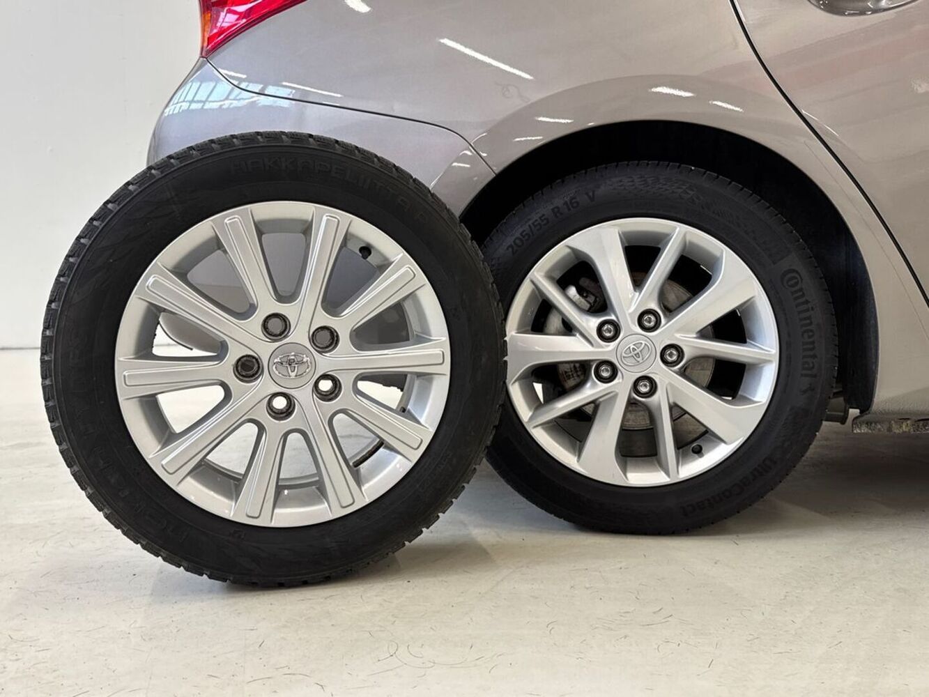 Toyota Auris vaihtoauto