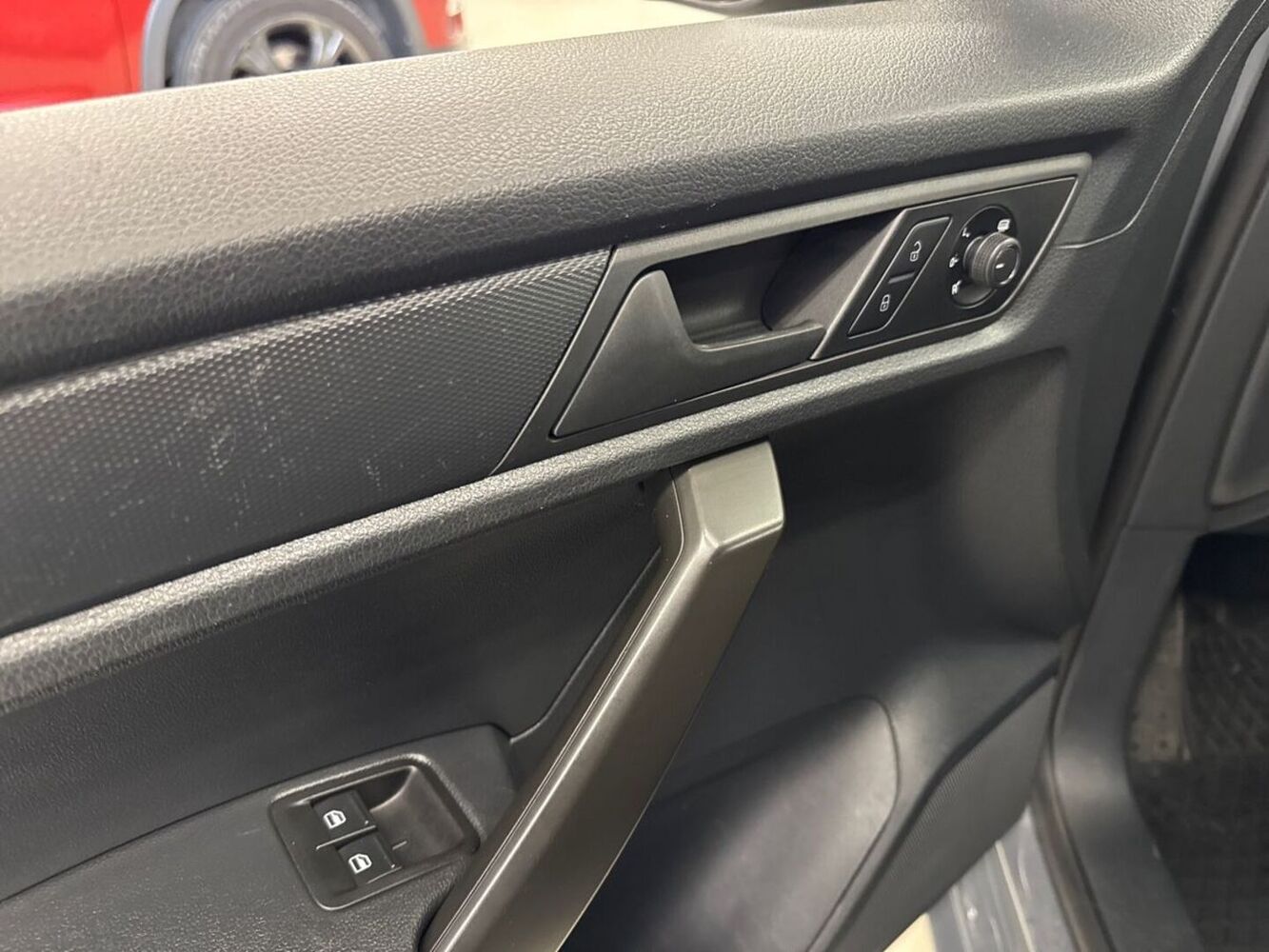 Volkswagen Caddy Maxi vaihtoauto