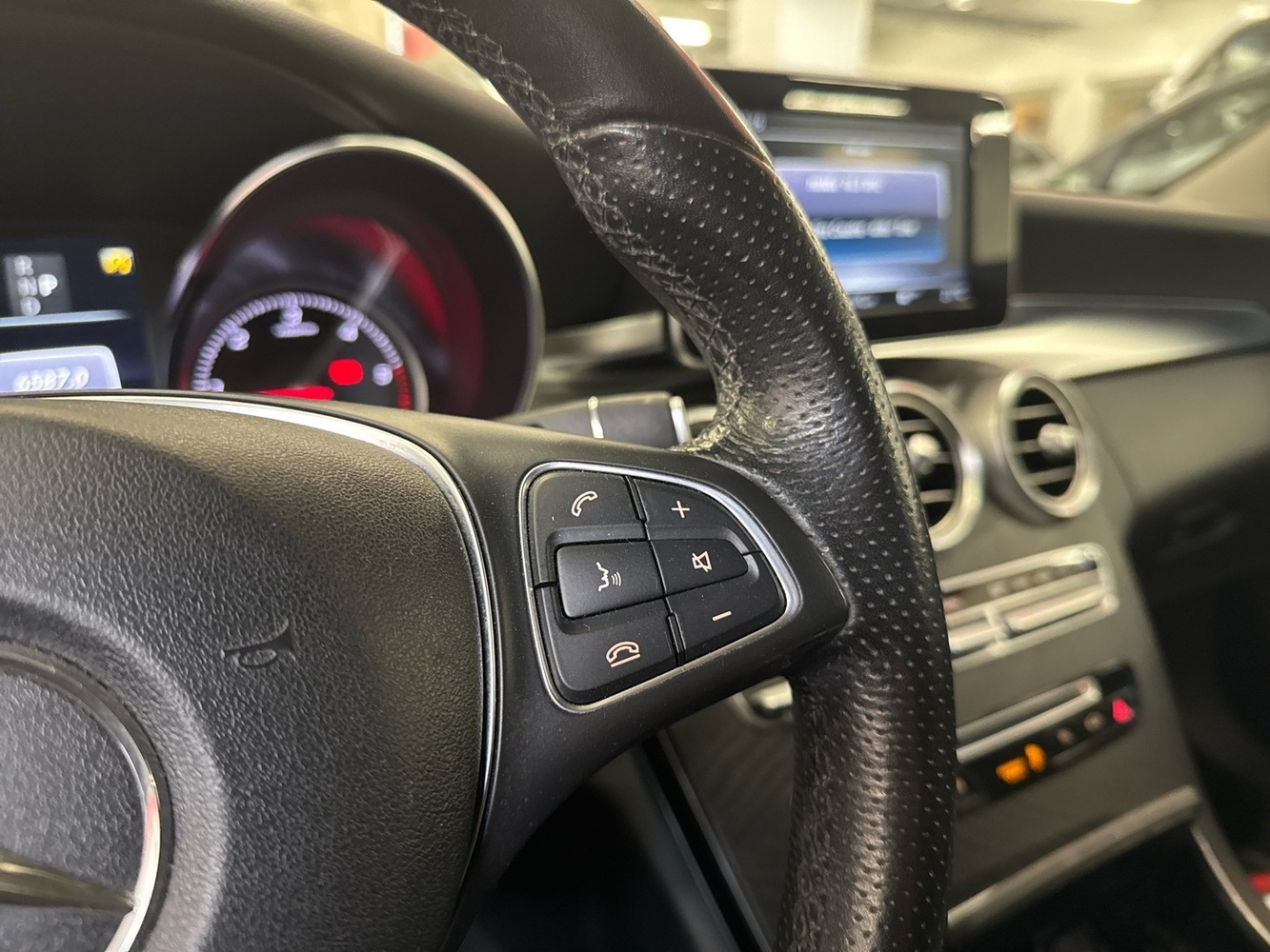Mercedes-Benz C vaihtoauto