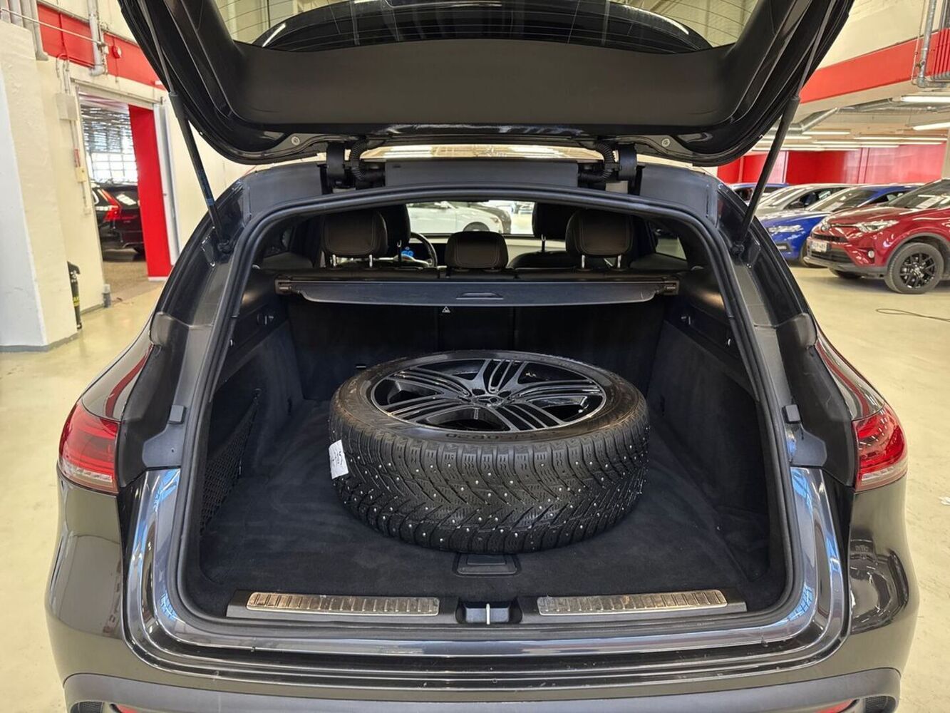Mercedes-Benz EQC vaihtoauto