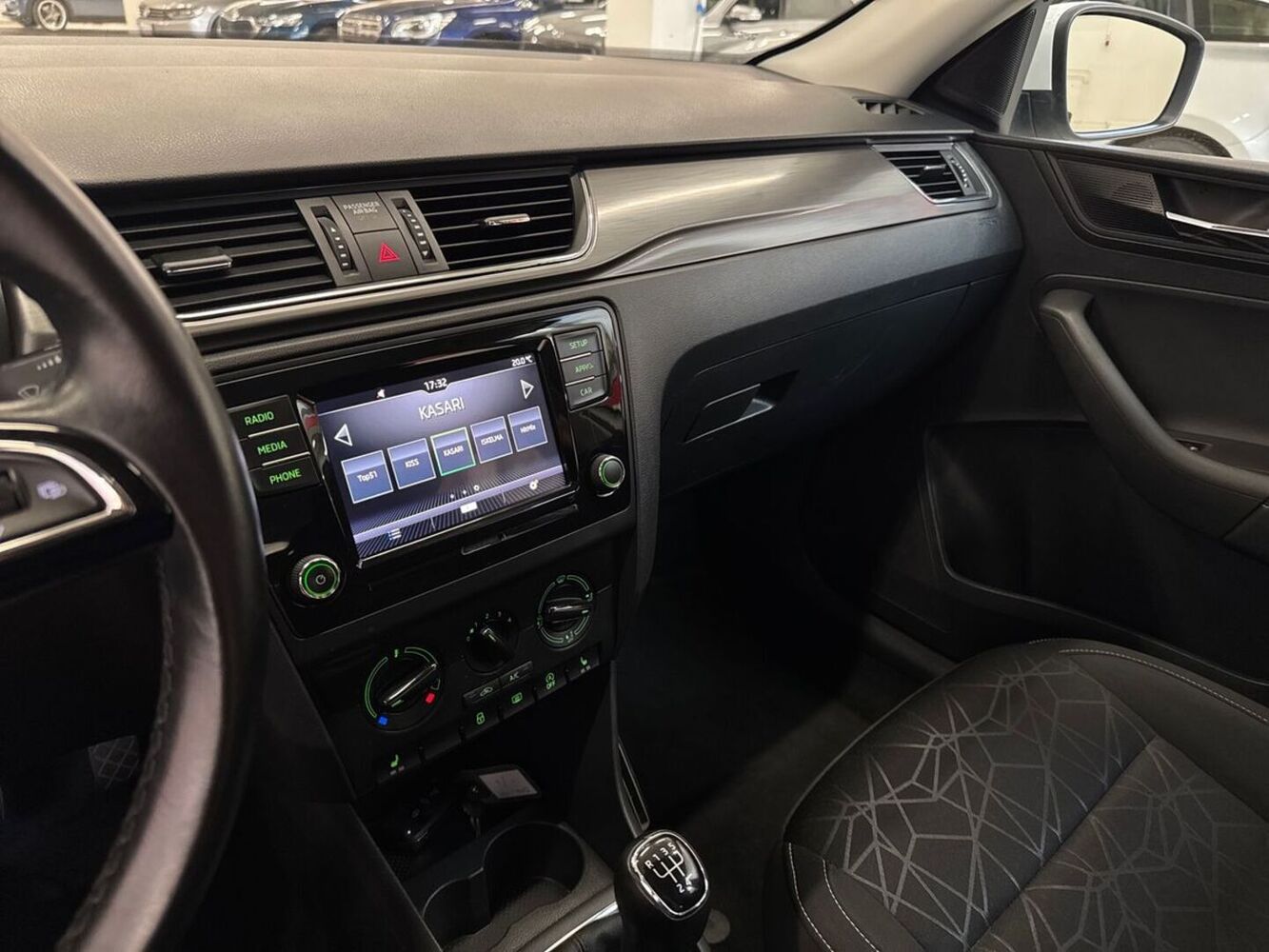 Skoda Rapid vaihtoauto
