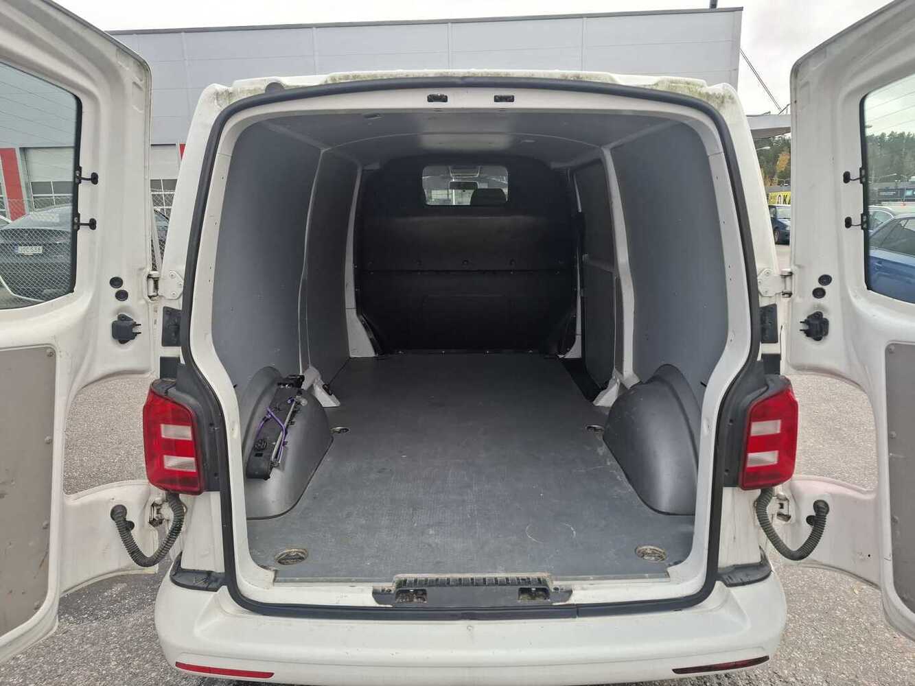Volkswagen Transporter vaihtoauto