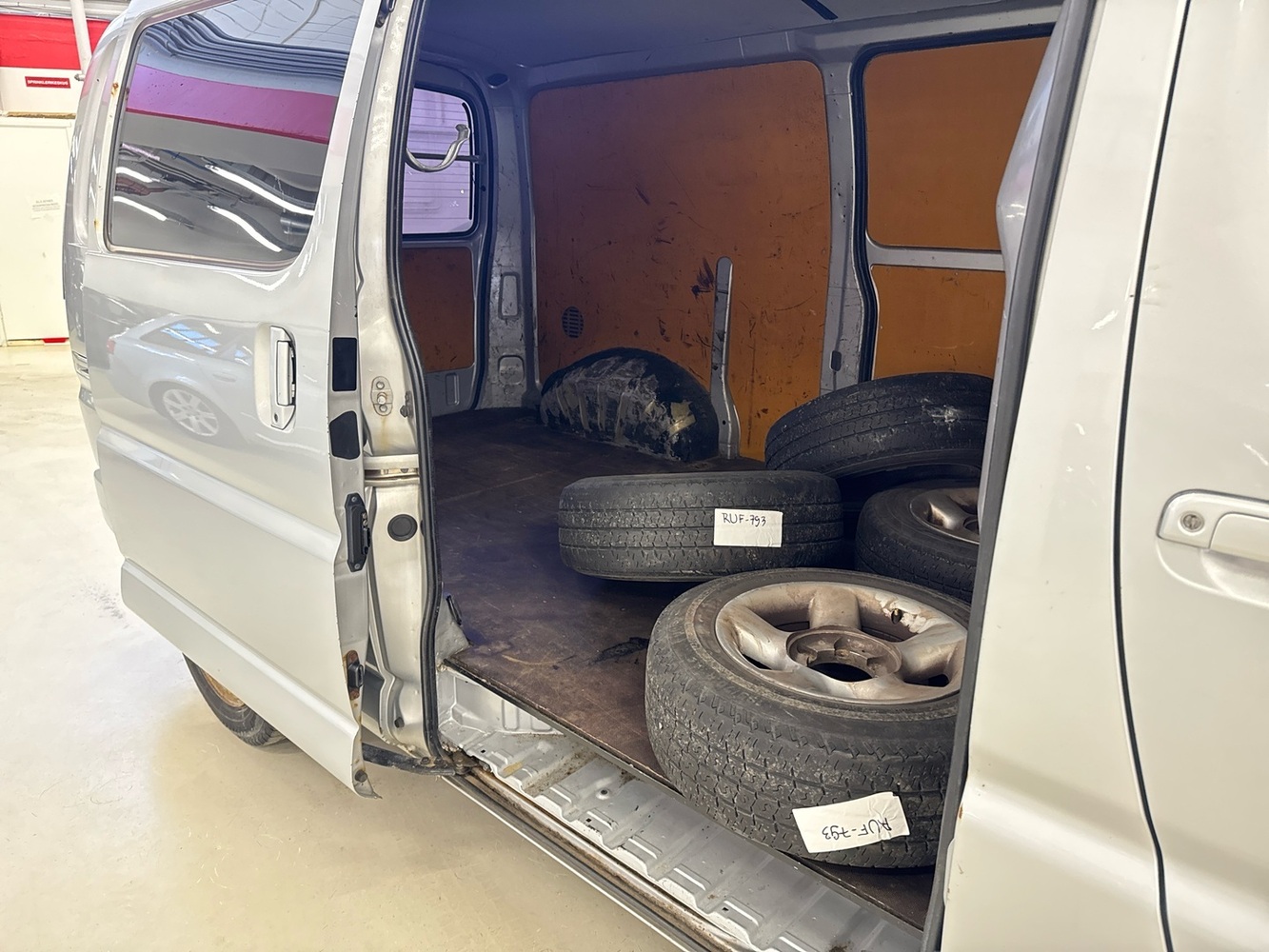 Toyota Hiace vaihtoauto