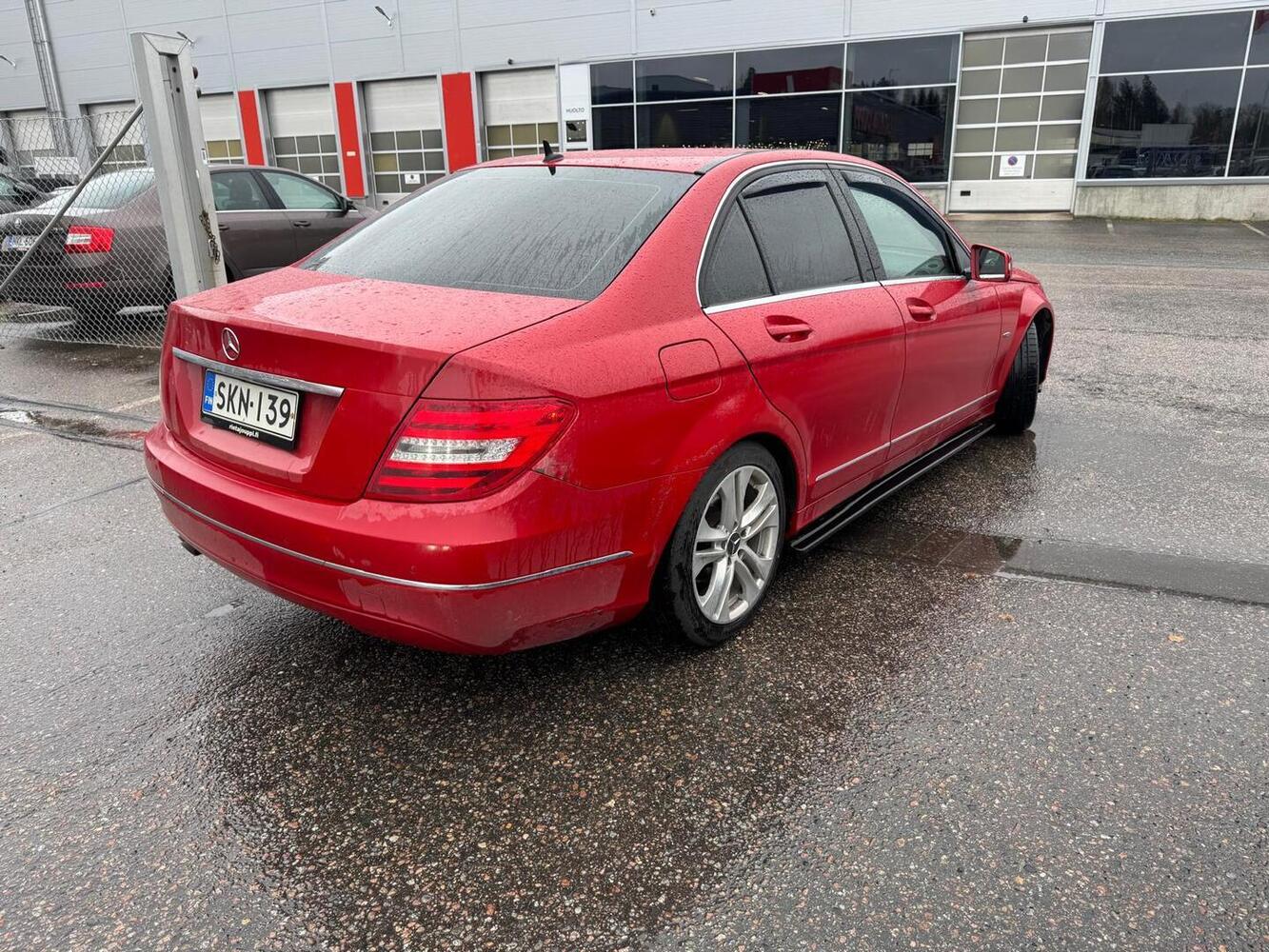 Mercedes-Benz C vaihtoauto