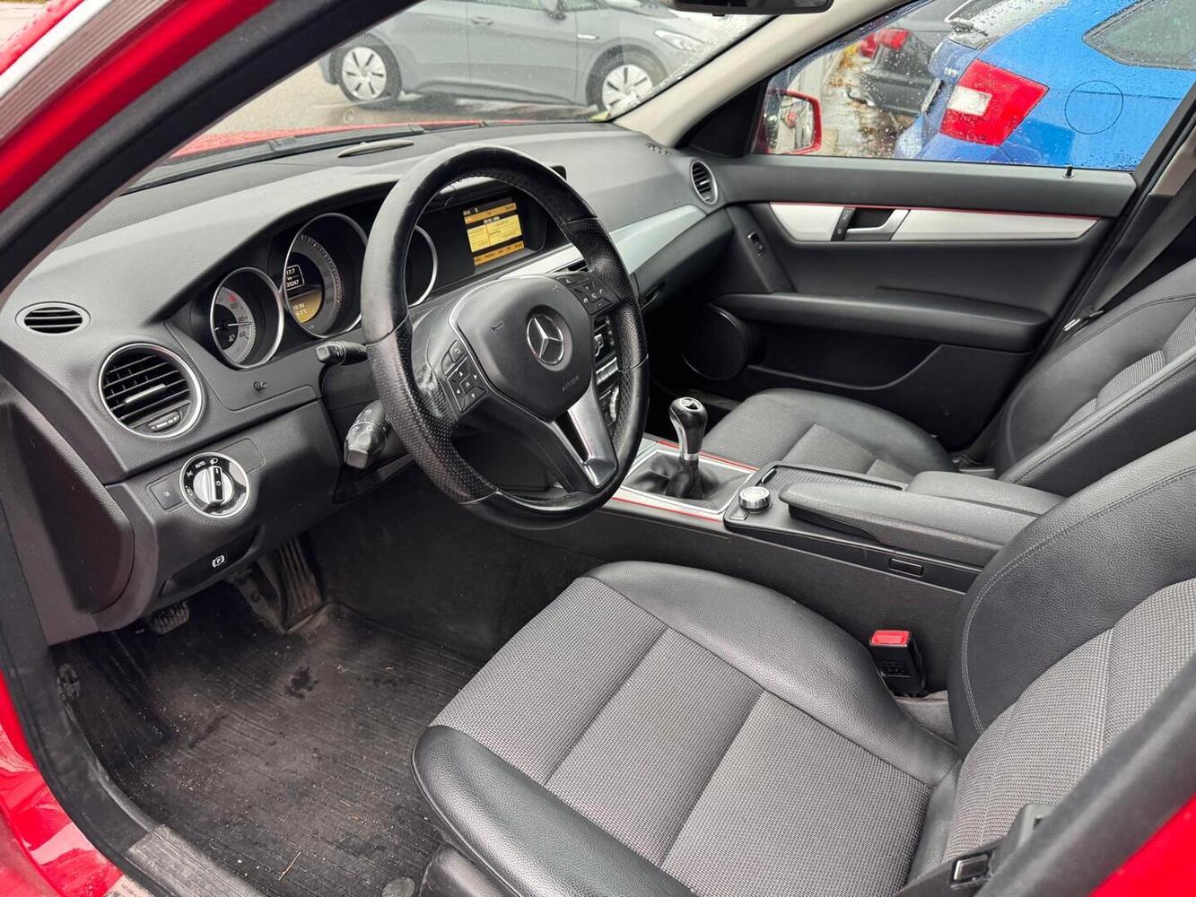 Mercedes-Benz C vaihtoauto