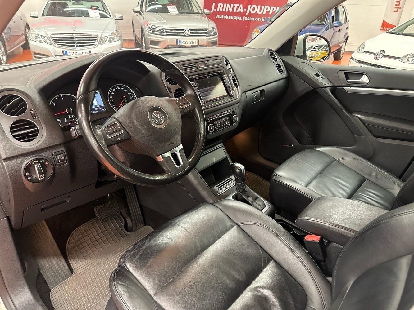 Volkswagen Tiguan vaihtoauto