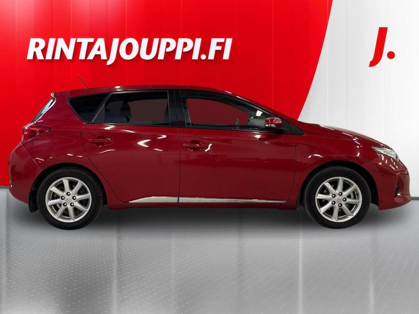 Toyota Auris vaihtoauto