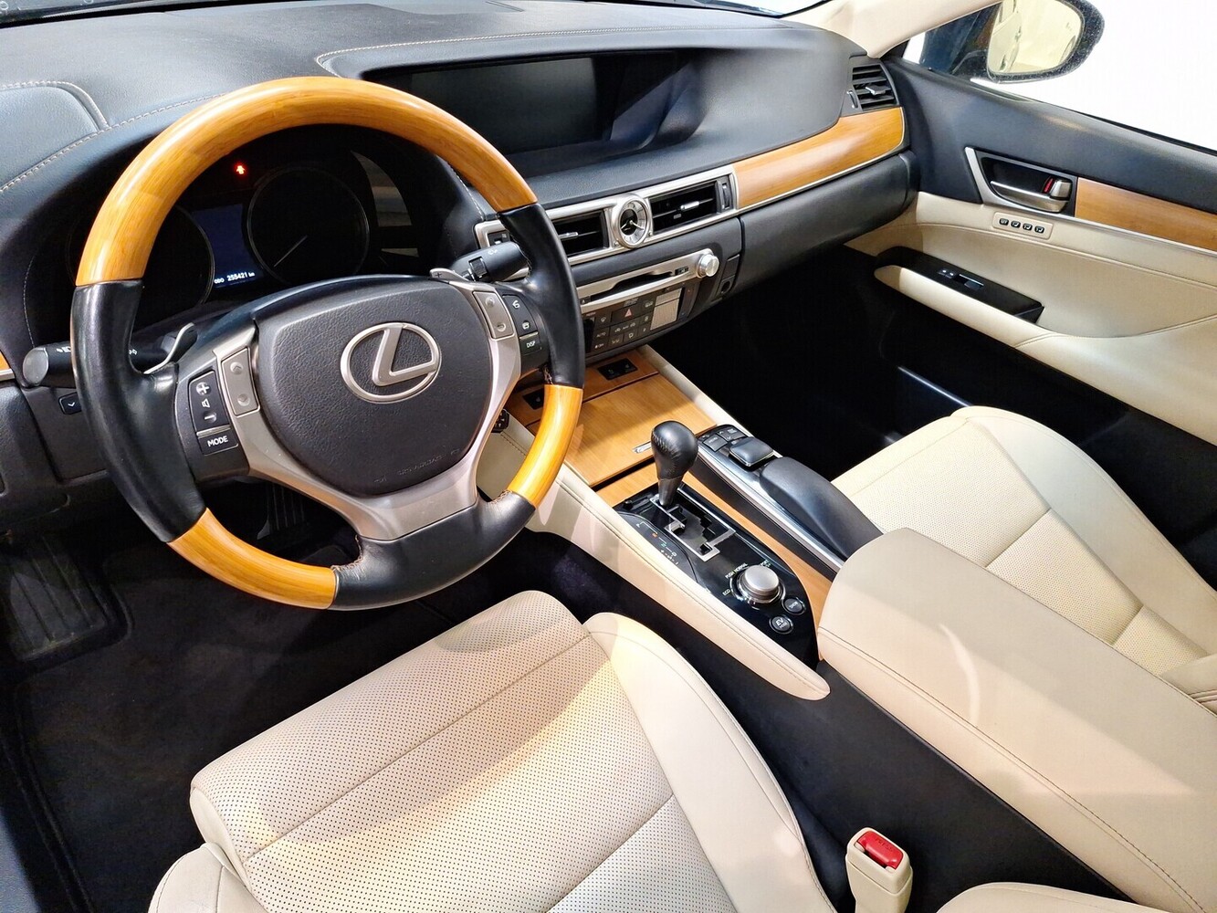 Lexus GS vaihtoauto