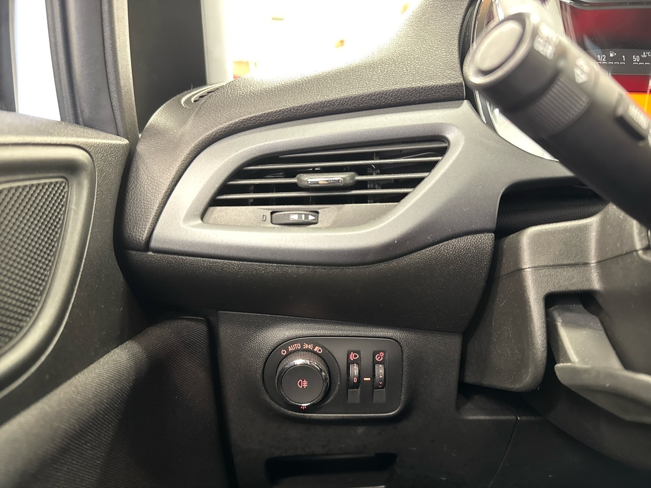 Opel Corsa vaihtoauto