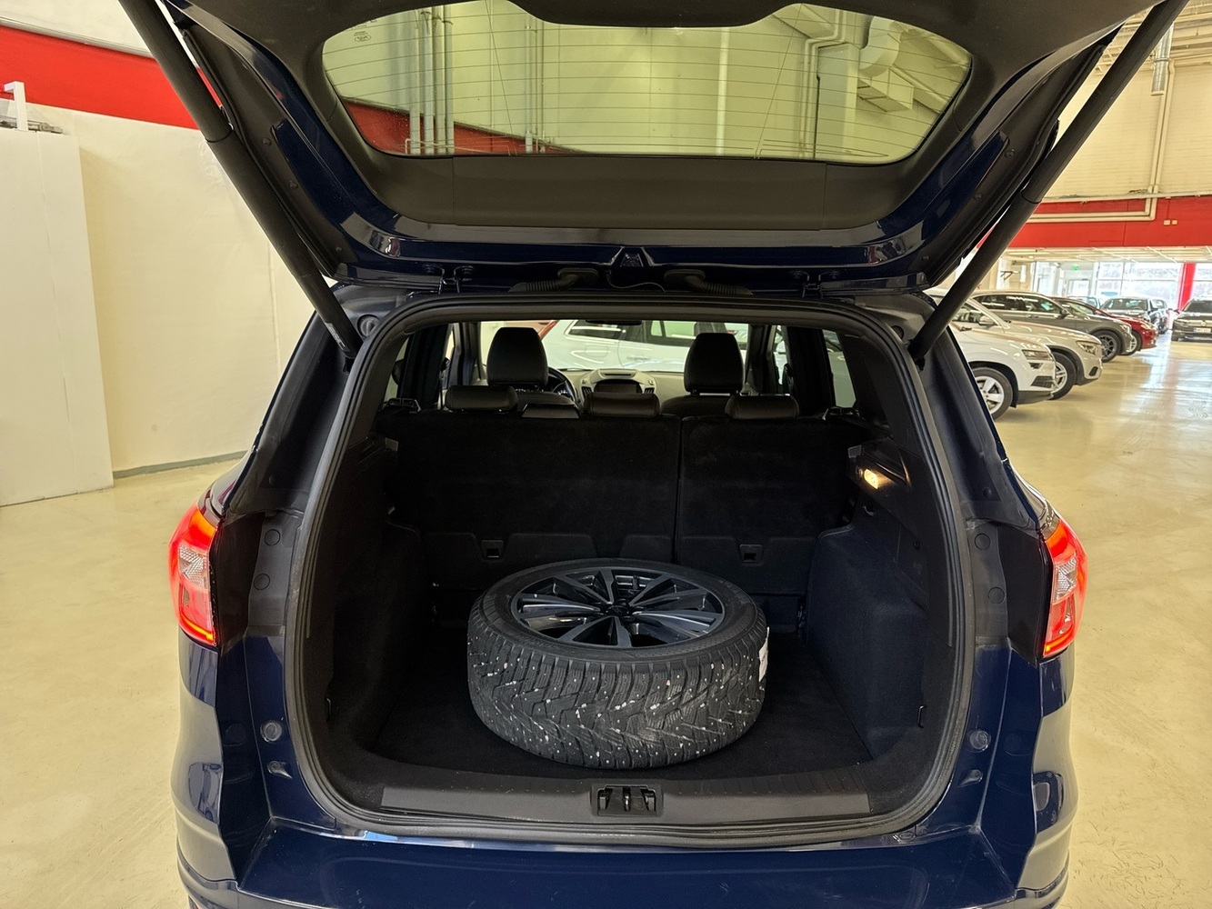 Ford Kuga vaihtoauto