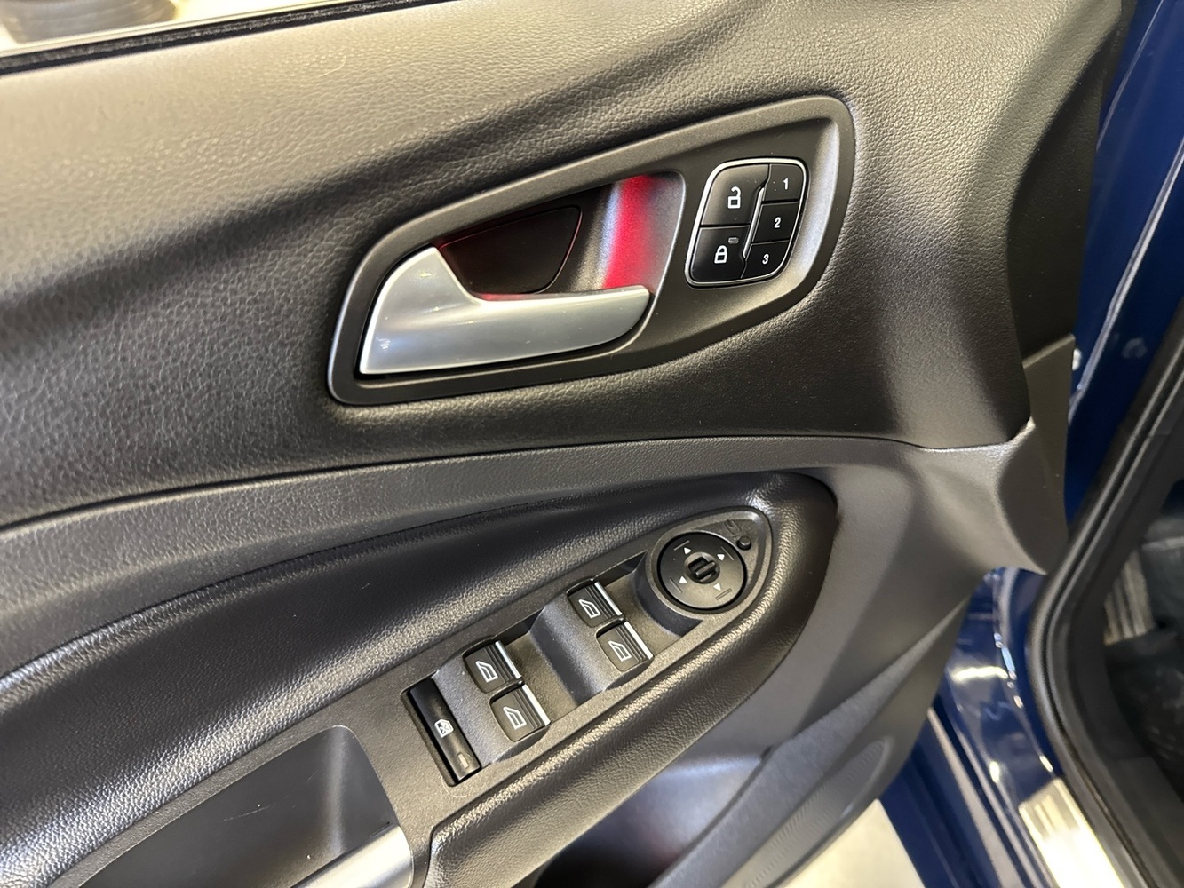 Ford Kuga vaihtoauto