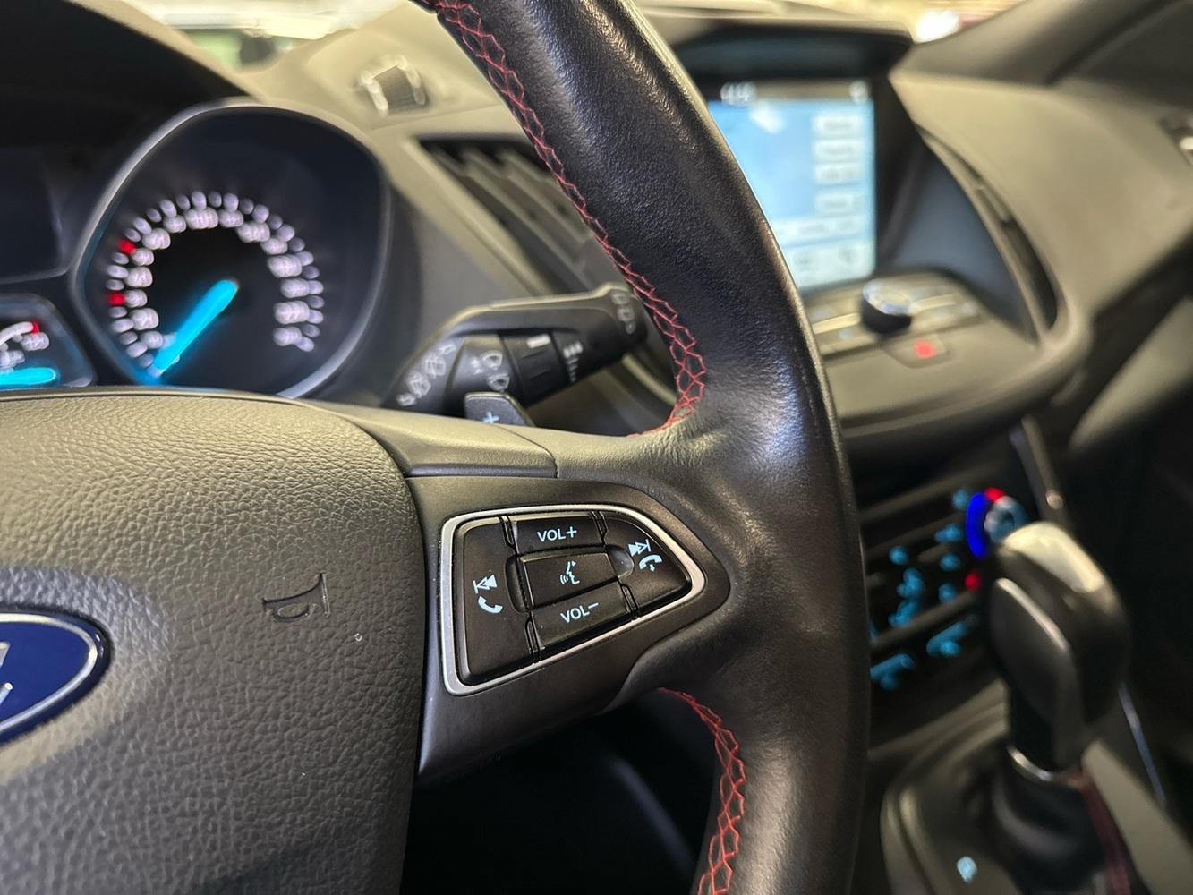 Ford Kuga vaihtoauto