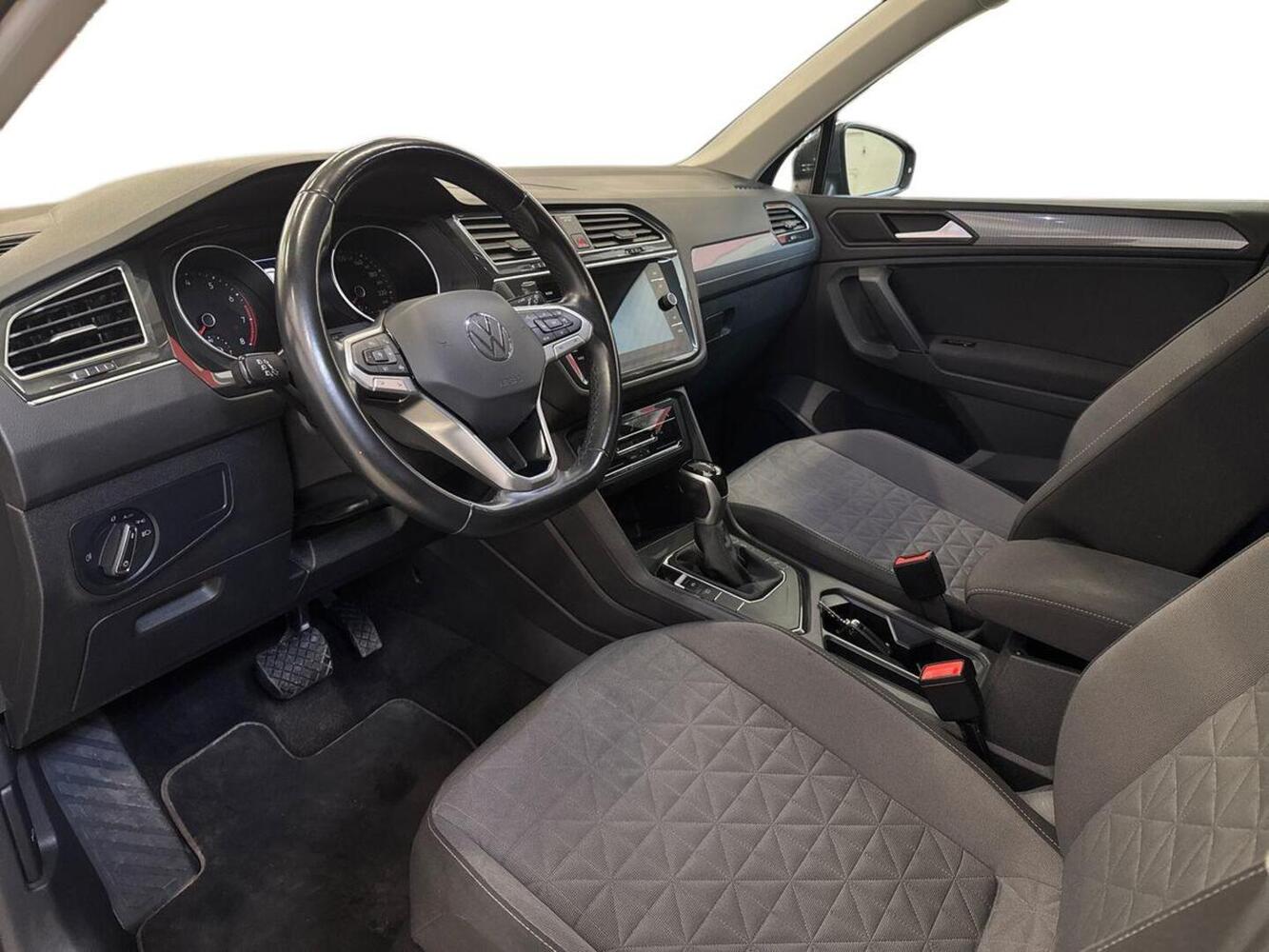 Volkswagen Tiguan vaihtoauto