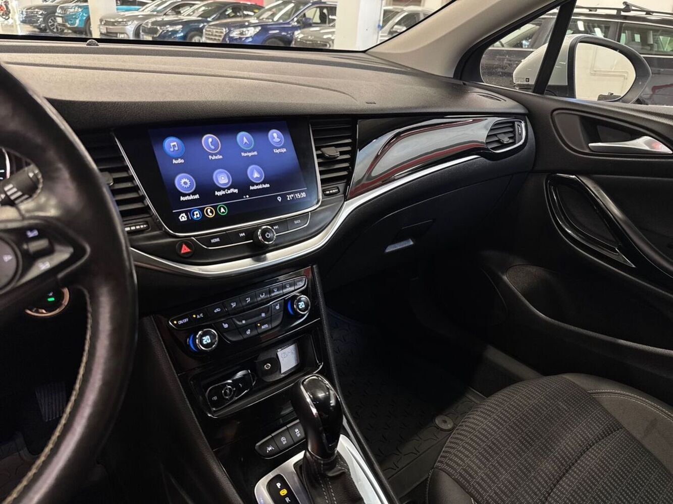 Opel Astra vaihtoauto