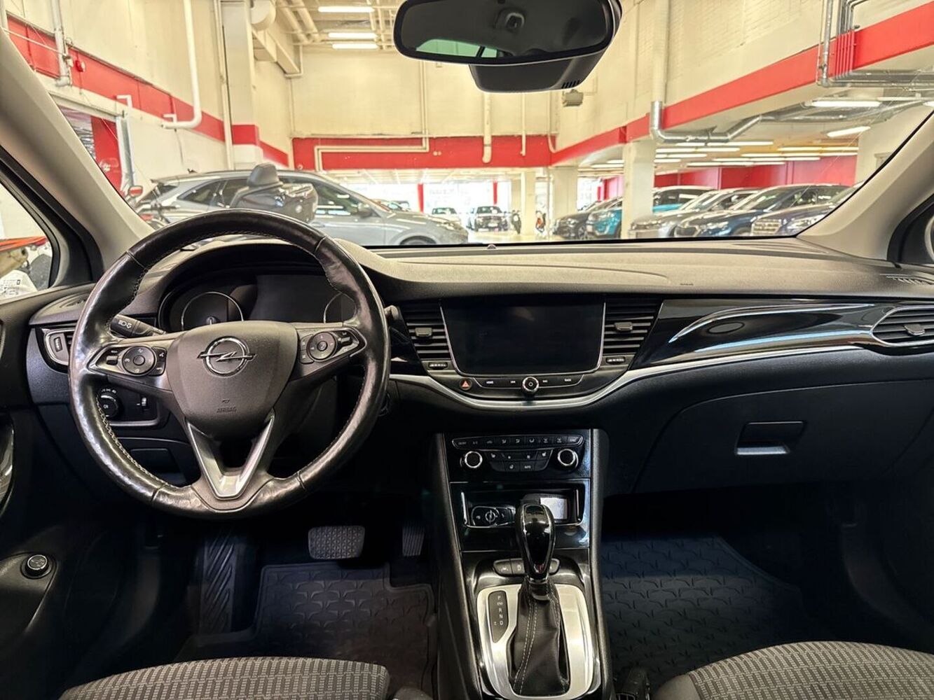 Opel Astra vaihtoauto