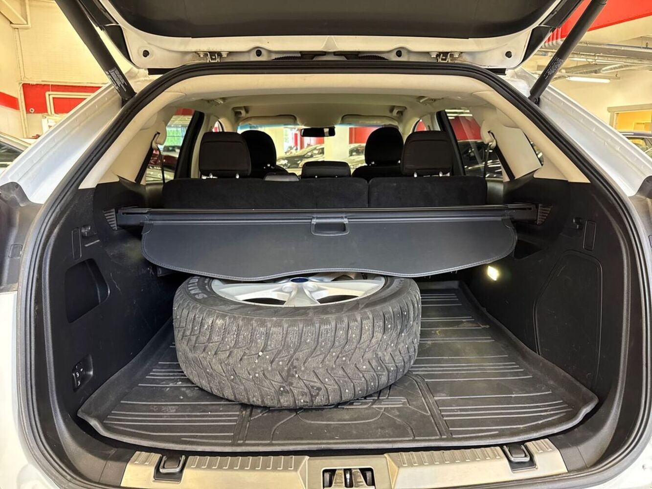 Ford Edge vaihtoauto