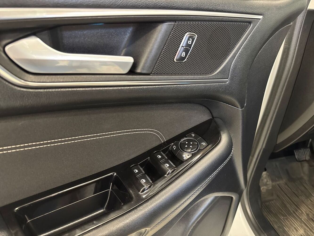 Ford Edge vaihtoauto