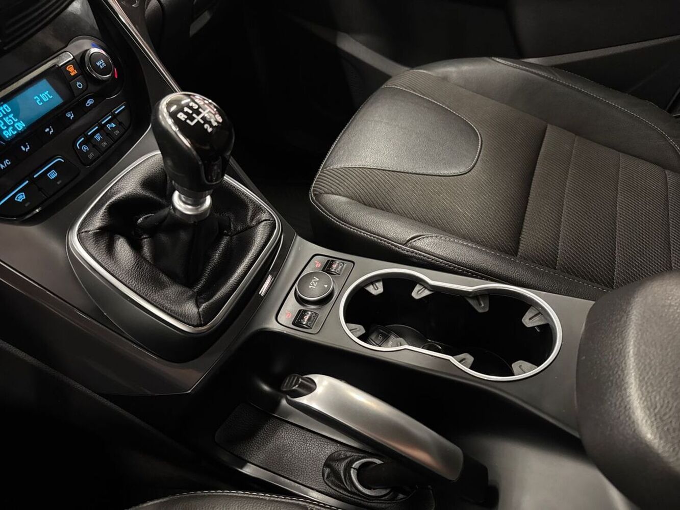 Ford Kuga vaihtoauto