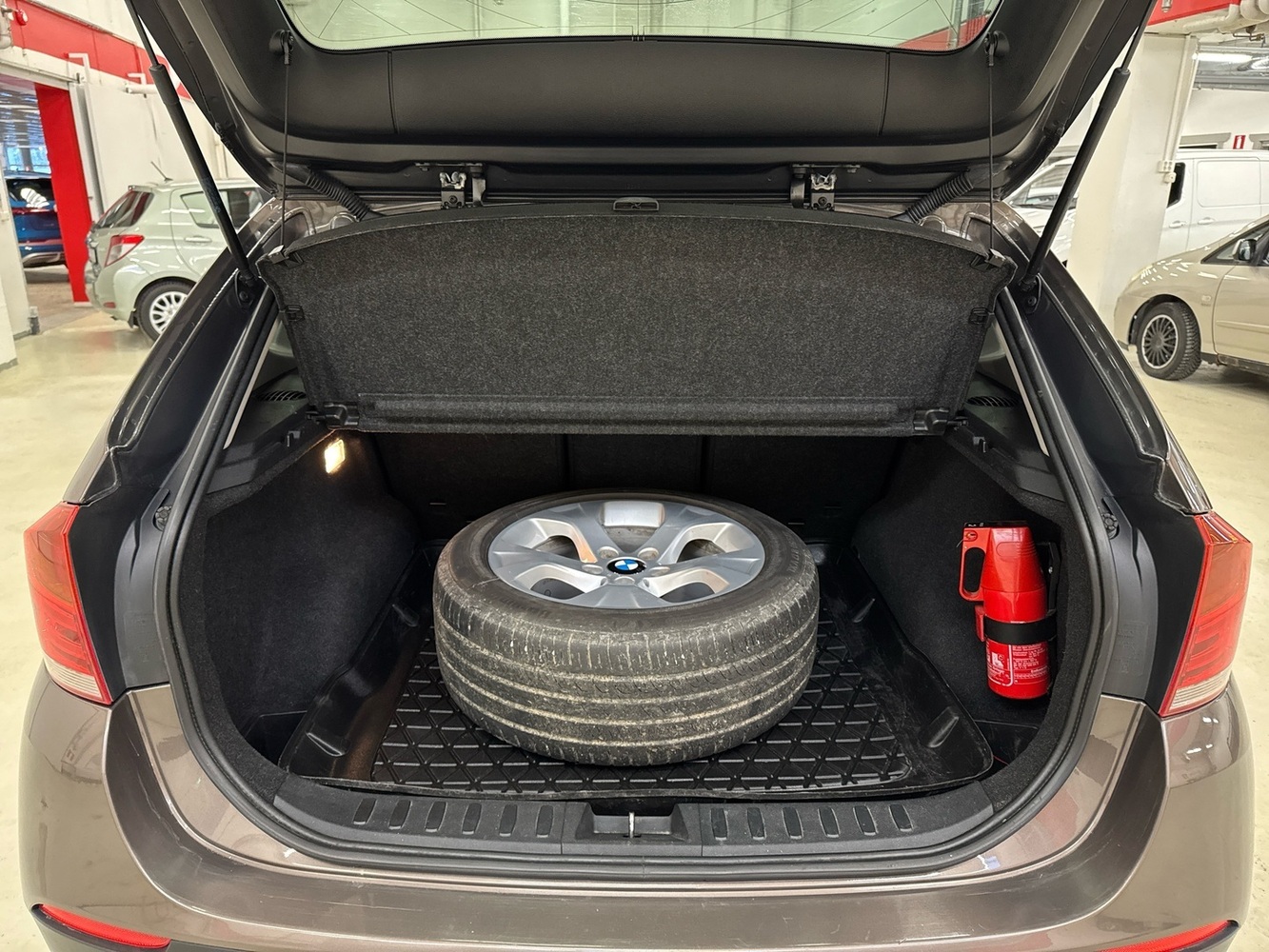 BMW X1 vaihtoauto