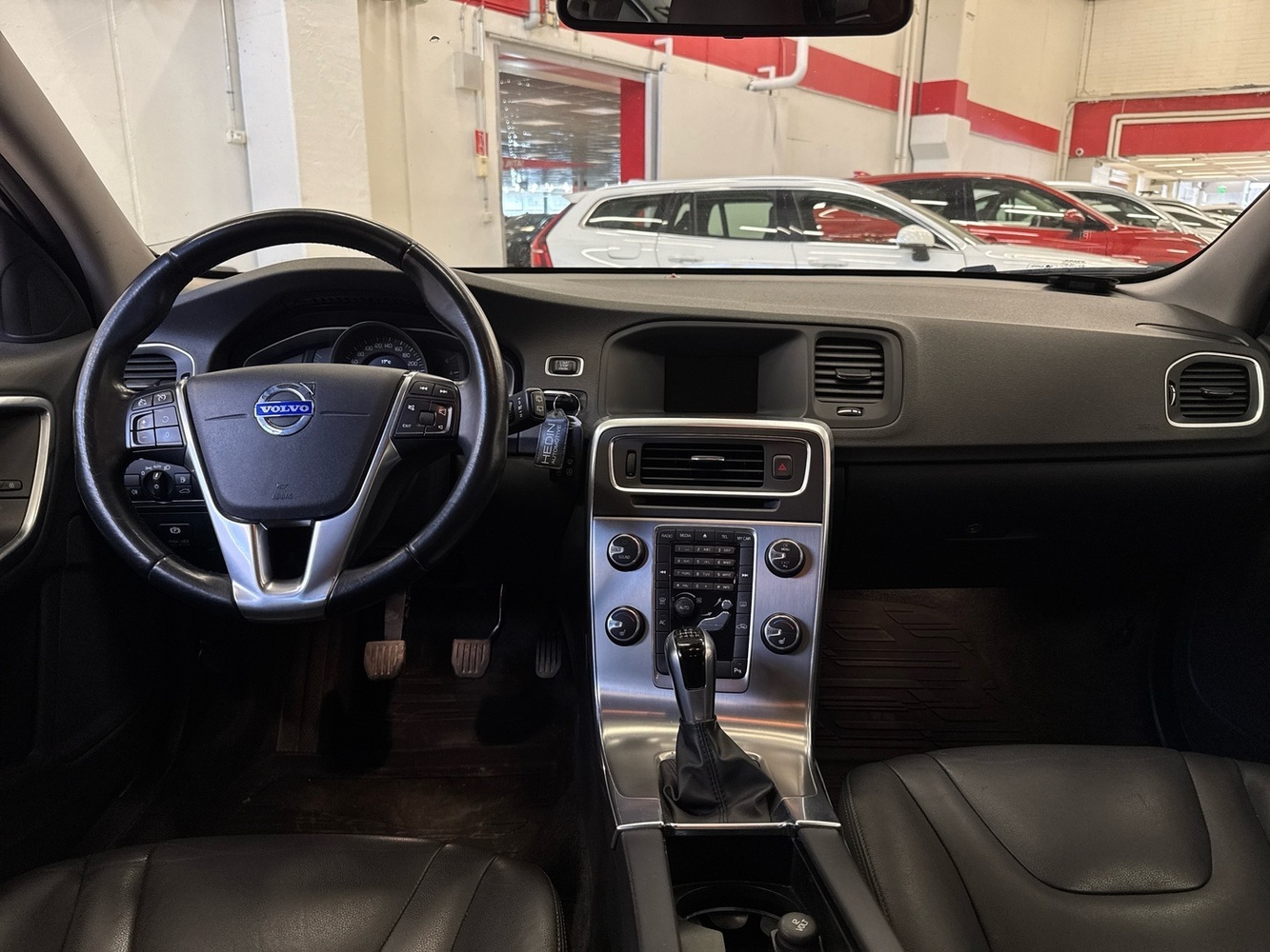 Volvo V60 vaihtoauto