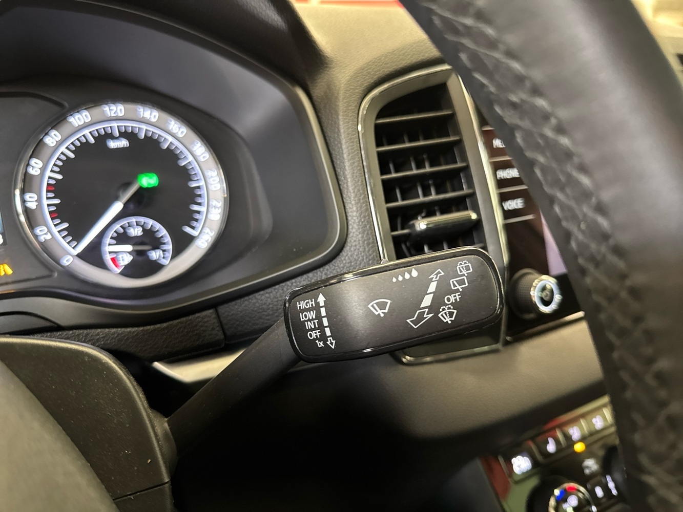 Skoda Karoq vaihtoauto