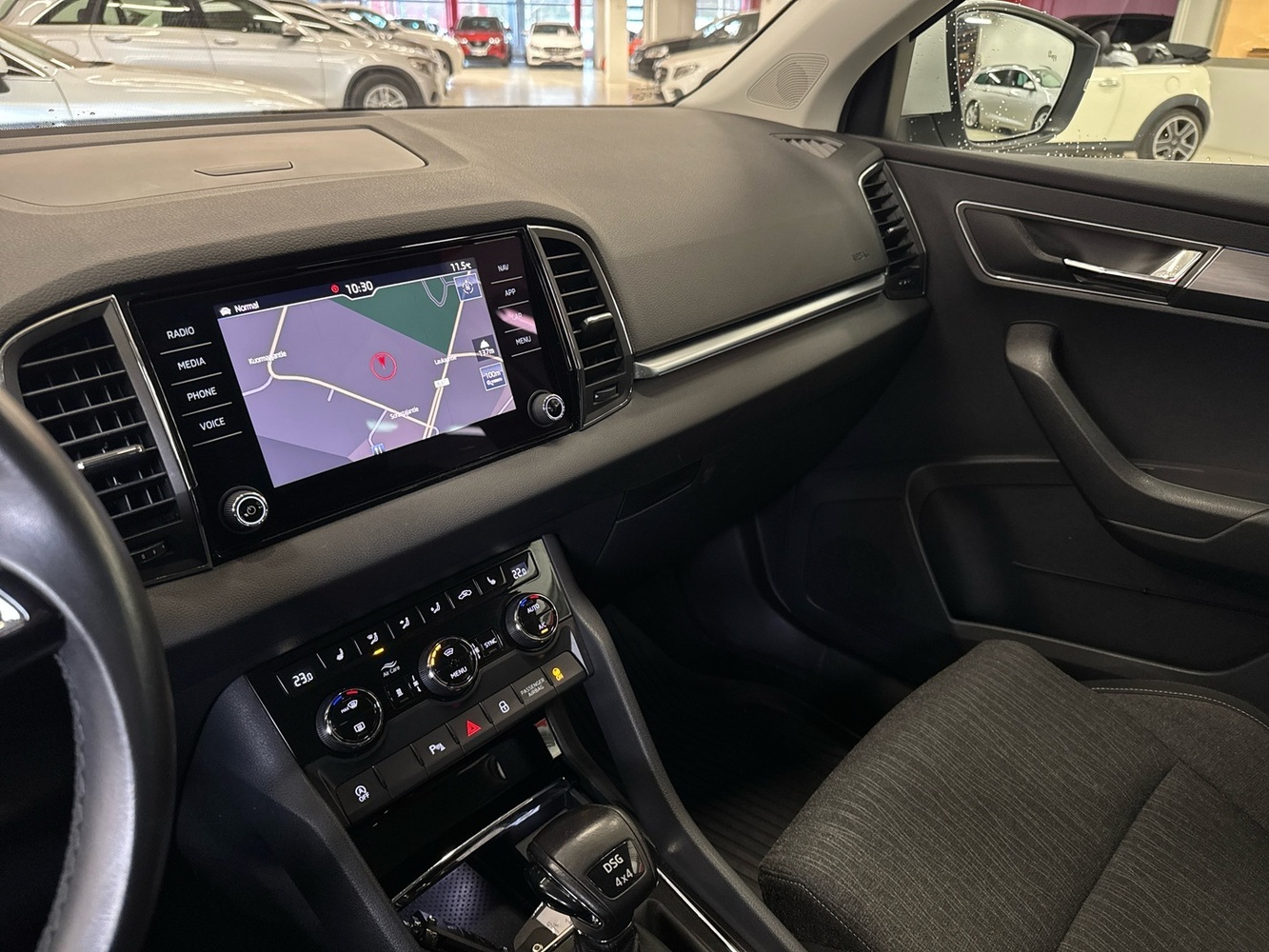 Skoda Karoq vaihtoauto