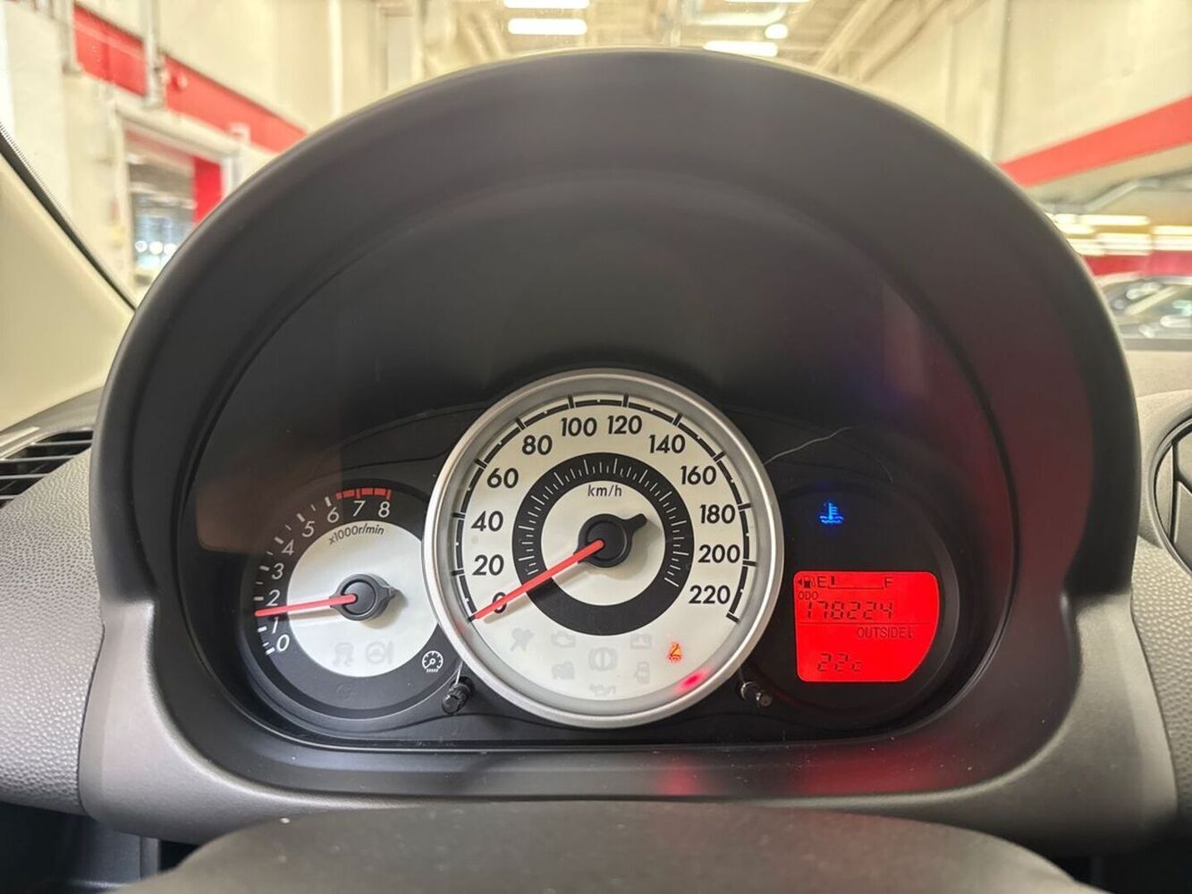 Mazda 2 vaihtoauto