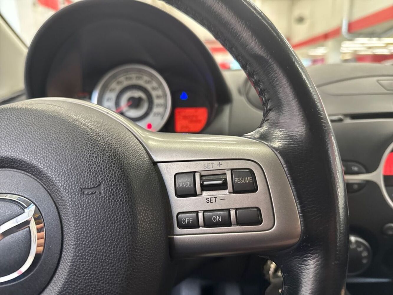 Mazda 2 vaihtoauto
