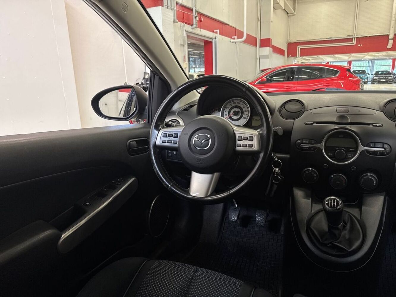 Mazda 2 vaihtoauto