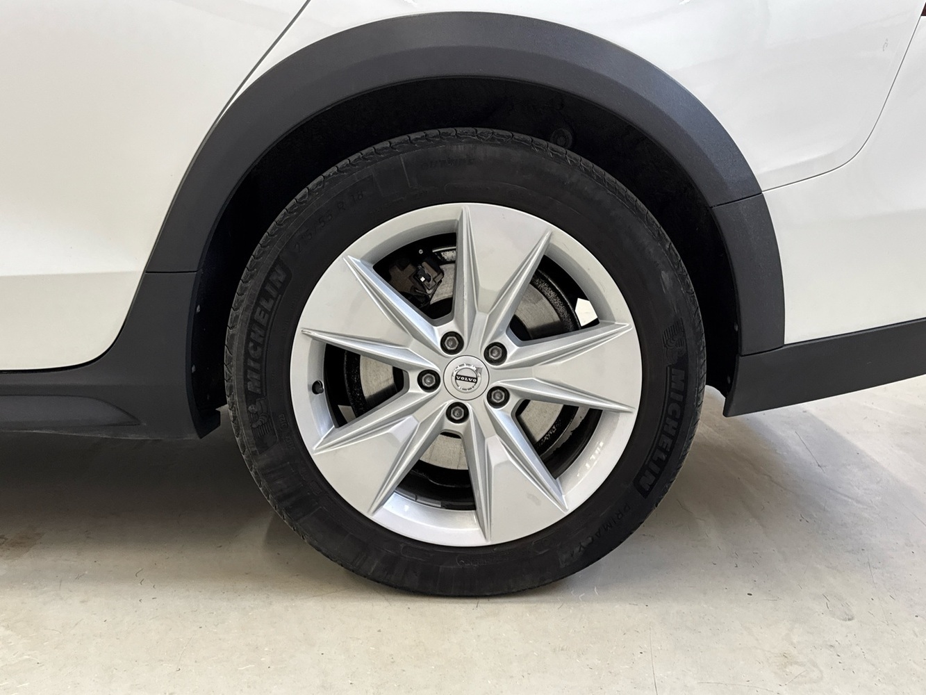 Volvo V60 Cross Country vaihtoauto