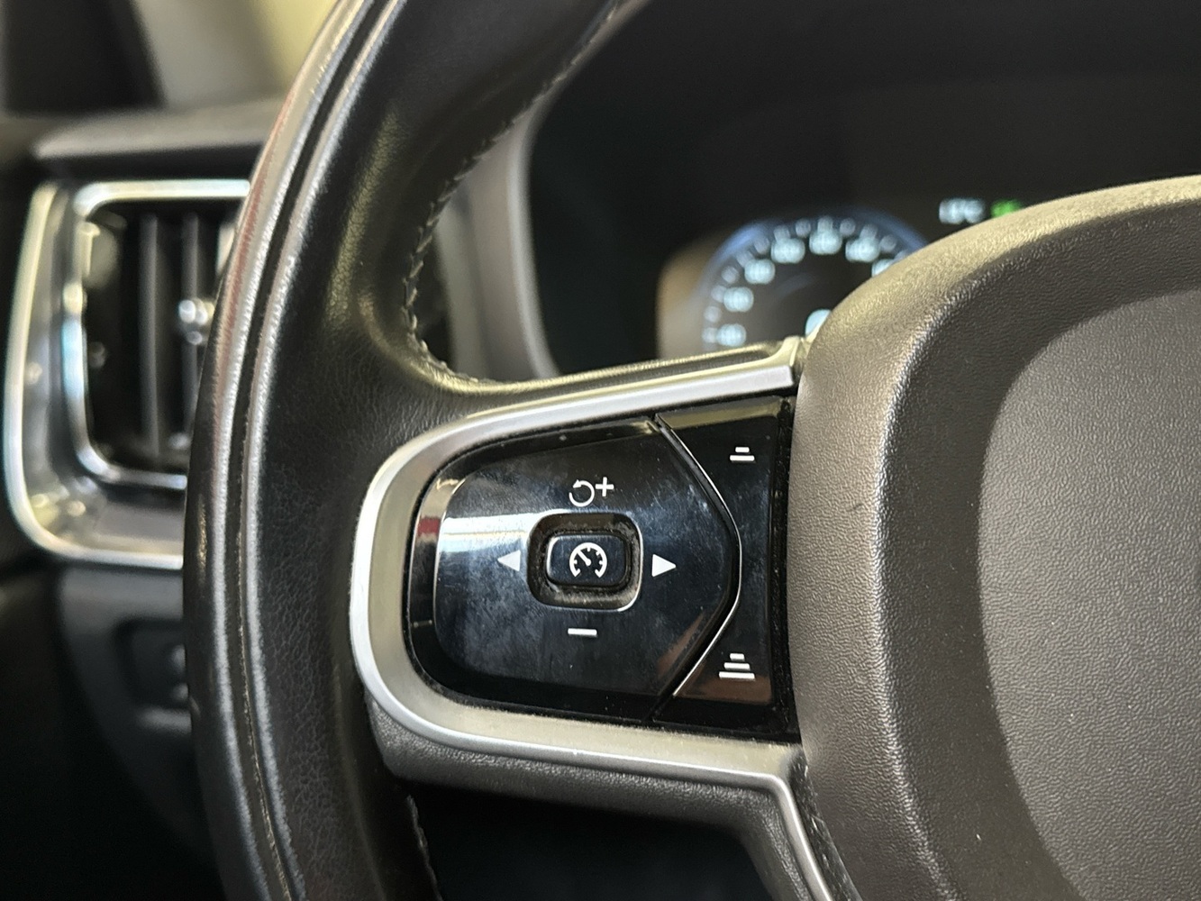 Volvo V60 Cross Country vaihtoauto