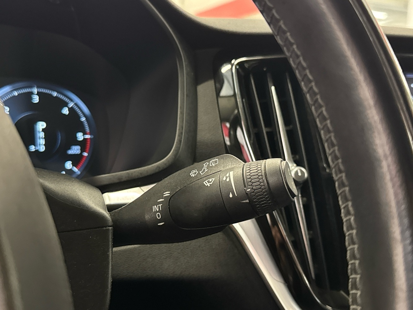 Volvo V60 Cross Country vaihtoauto