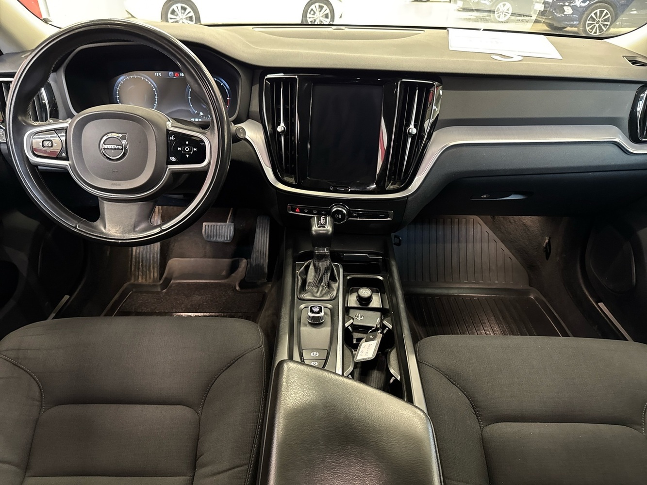 Volvo V60 Cross Country vaihtoauto