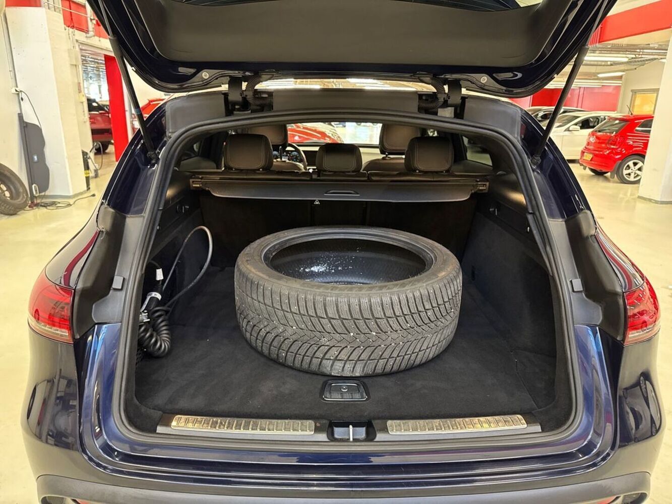 Mercedes-Benz EQC vaihtoauto