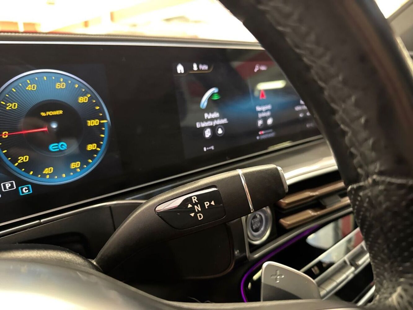 Mercedes-Benz EQC vaihtoauto