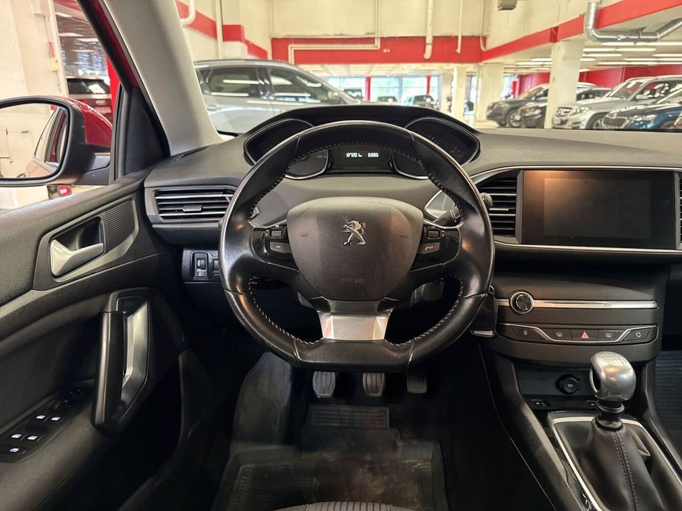 Peugeot 308 vaihtoauto