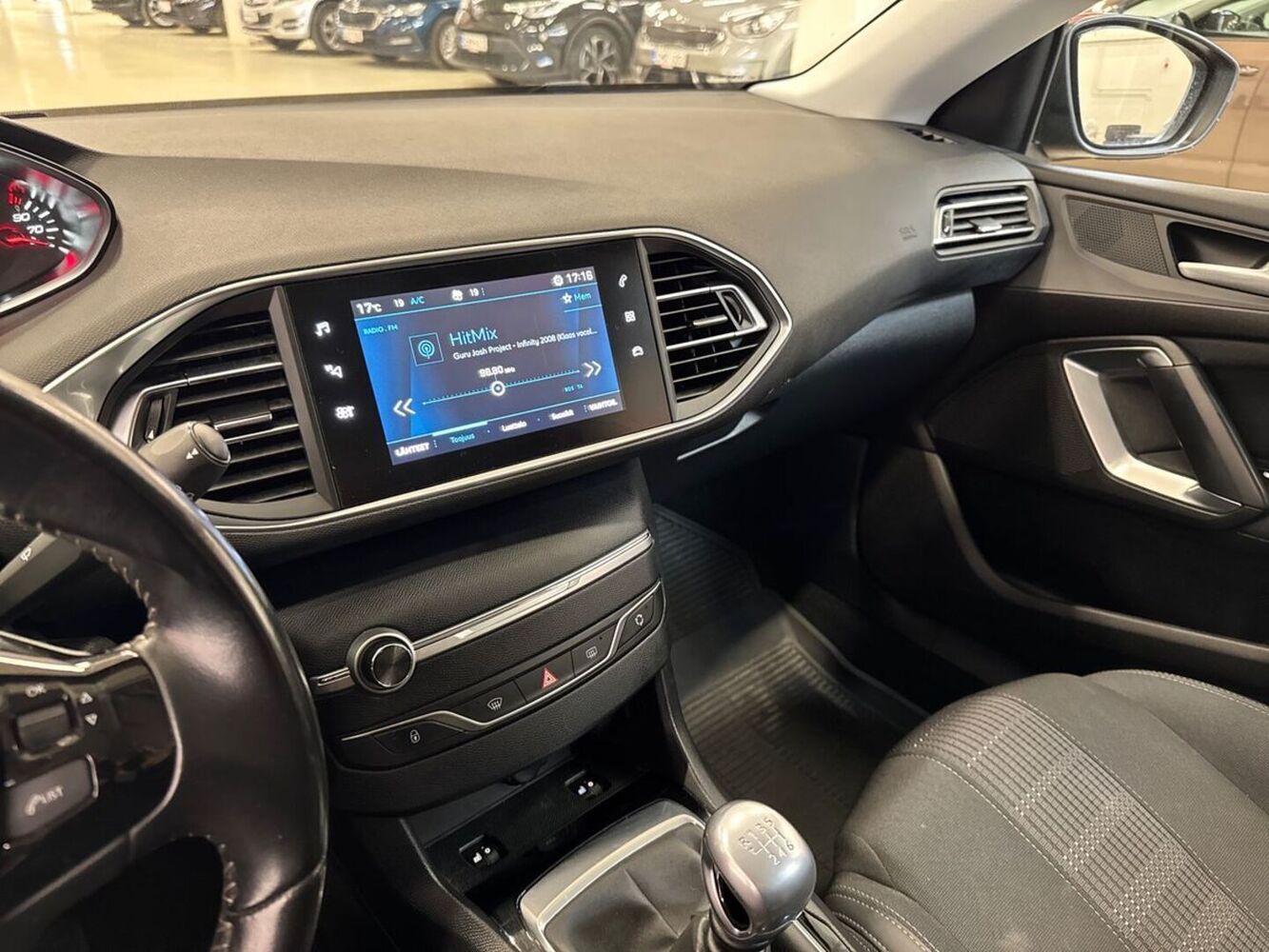 Peugeot 308 vaihtoauto