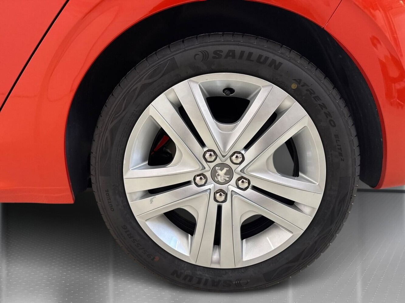 Peugeot 208 vaihtoauto