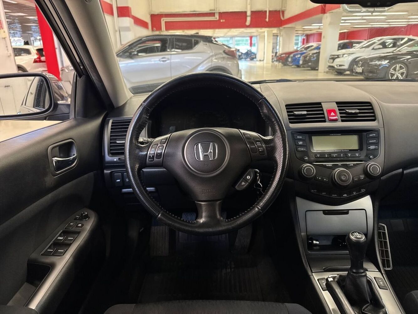 Honda Accord vaihtoauto