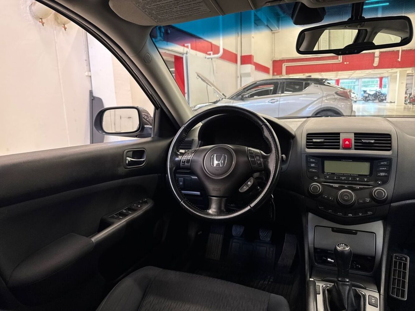 Honda Accord vaihtoauto
