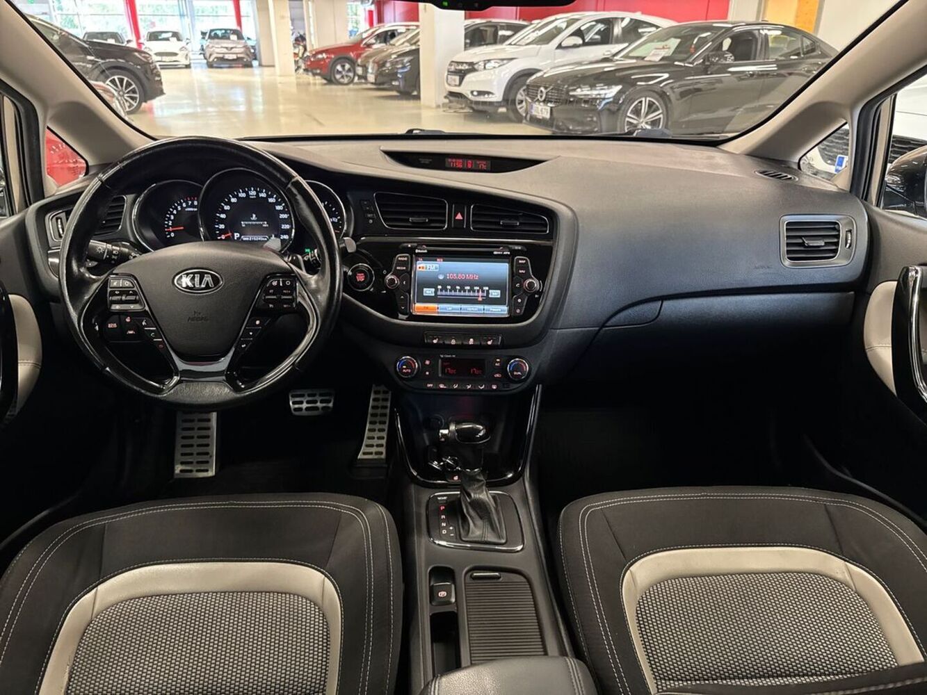 Kia Ceed vaihtoauto