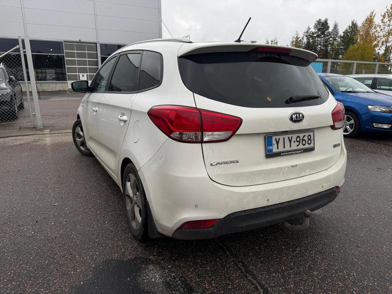 Kia Carens vaihtoauto